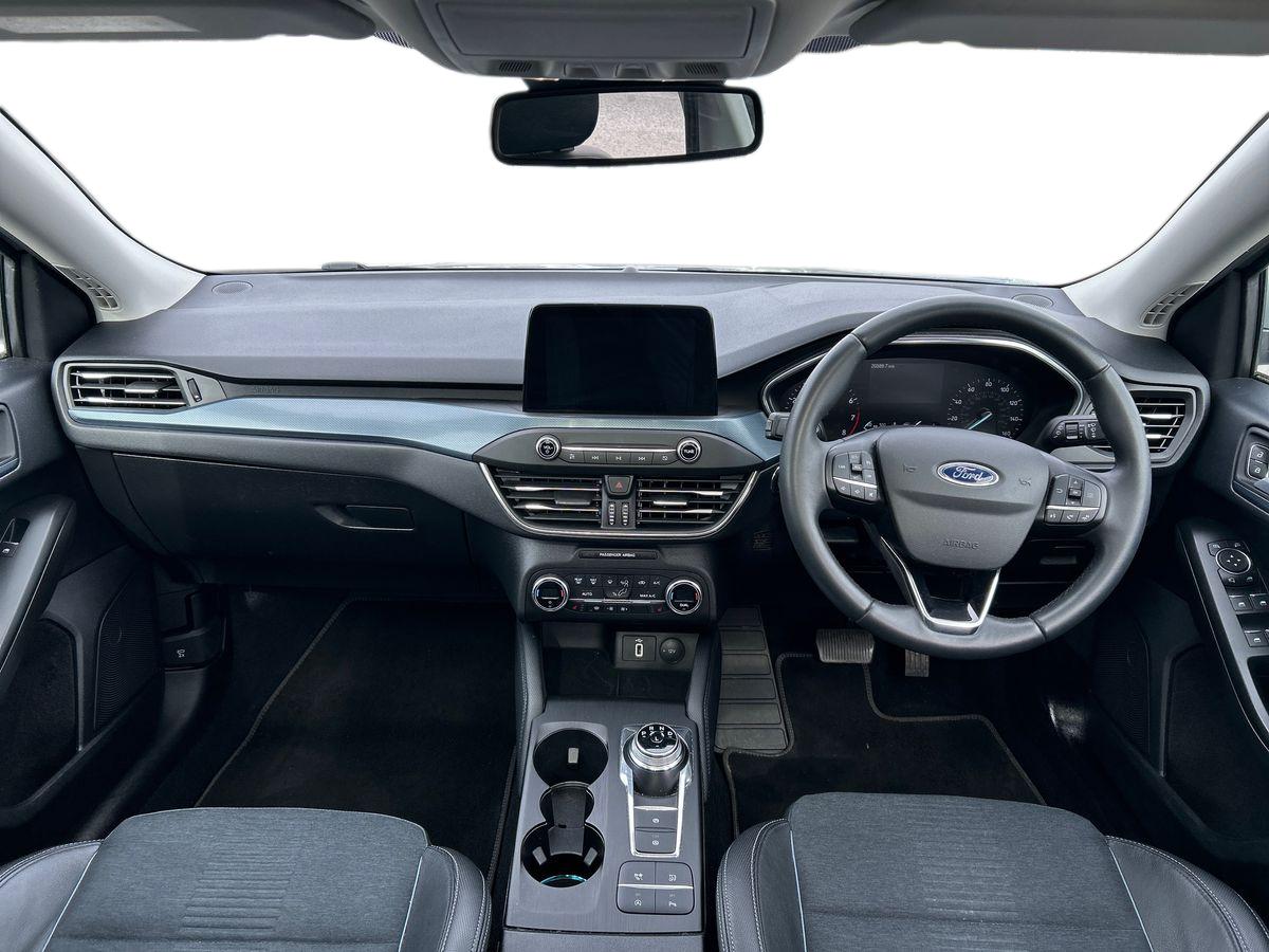 Ford Focus Photo 8