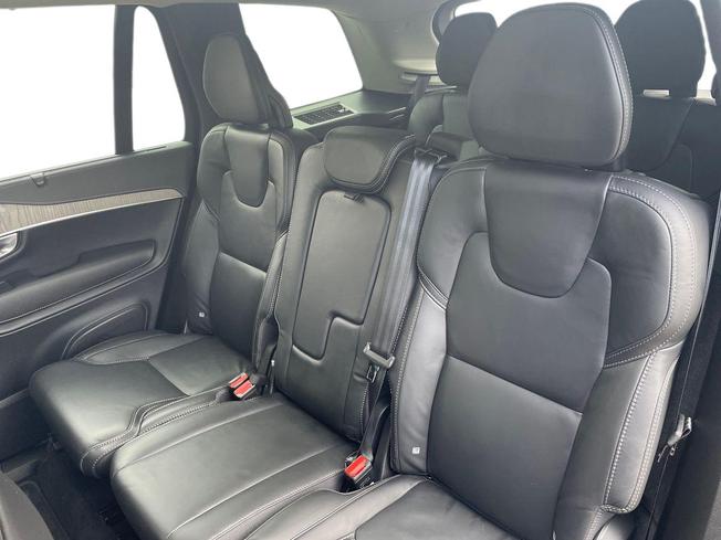 VOLVO XC90 Photo 9