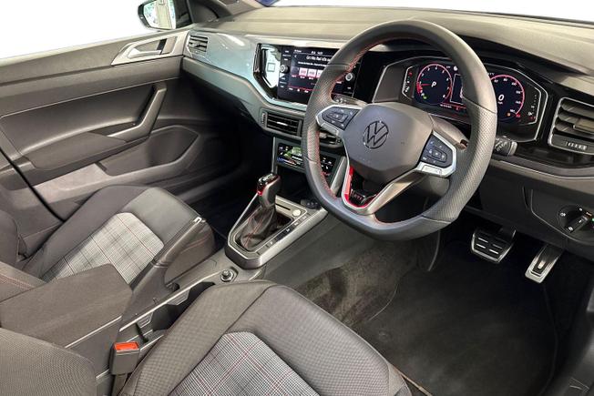 VOLKSWAGEN Polo Photo 6