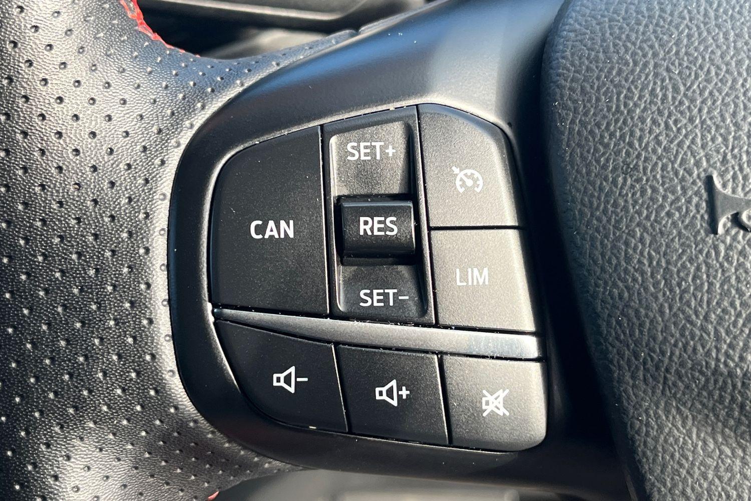 Ford Focus Photo 36