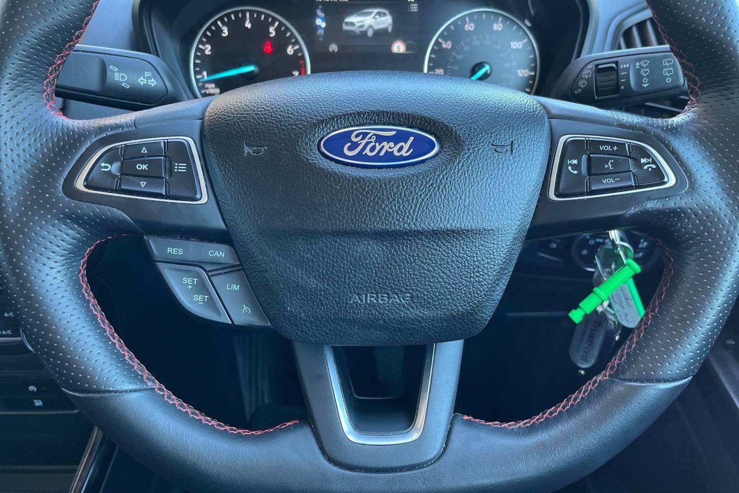 Ford ECOSPORT Photo 11