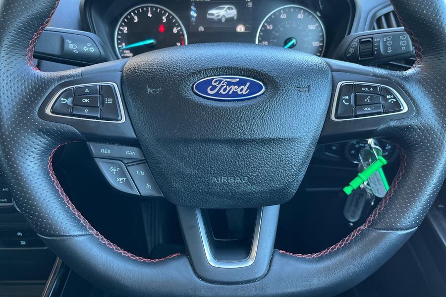 Ford ECOSPORT Photo autoimg-2e657b158ae6562572c5d1cddb82bd5e386e8128.jpg
