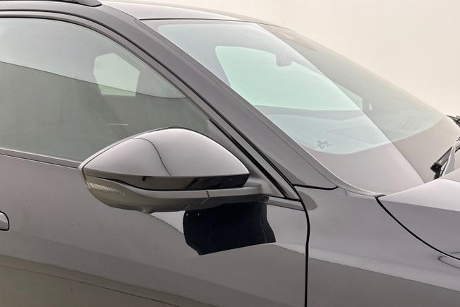 AUDI E-Tron S Photo 20