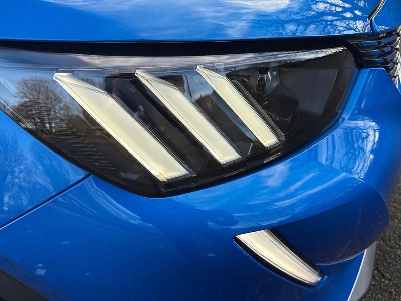 Used Peugeot E-2008 KP72YBU 28