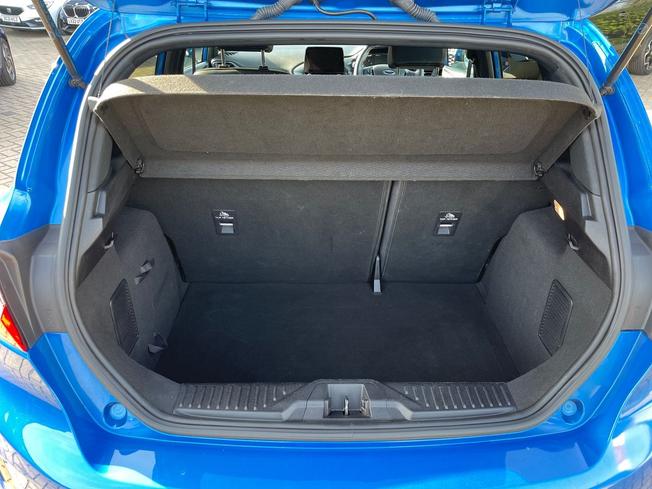 FORD Fiesta Photo 12