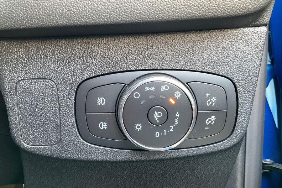 Ford FOCUS Photo autoimg-2e6e02860a5fba3cab27d5d3922f41ee39b4391c.jpg