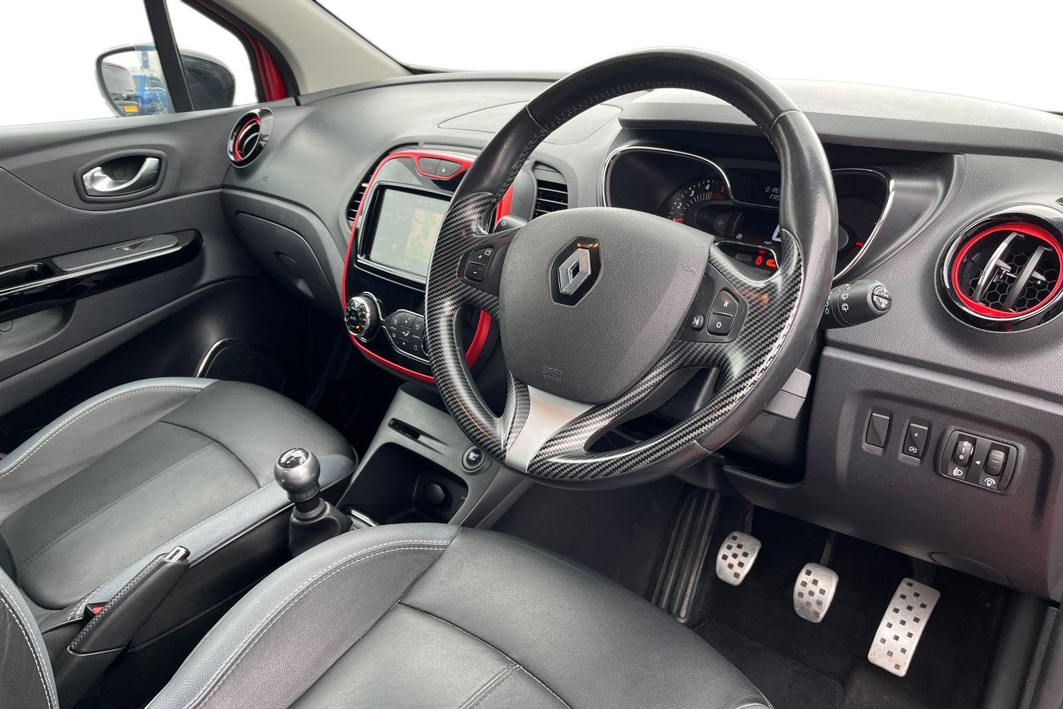 Renault CAPTUR Photo 8