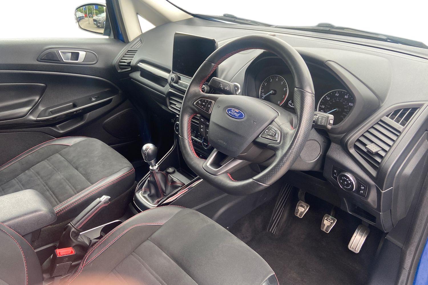 Ford ECOSPORT Photo 8