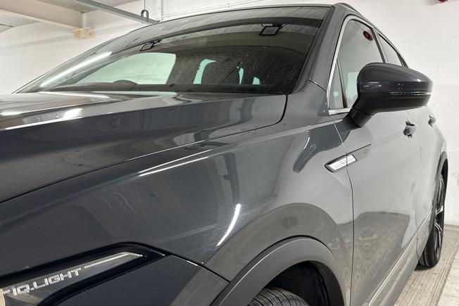VOLKSWAGEN Tiguan Photo 40