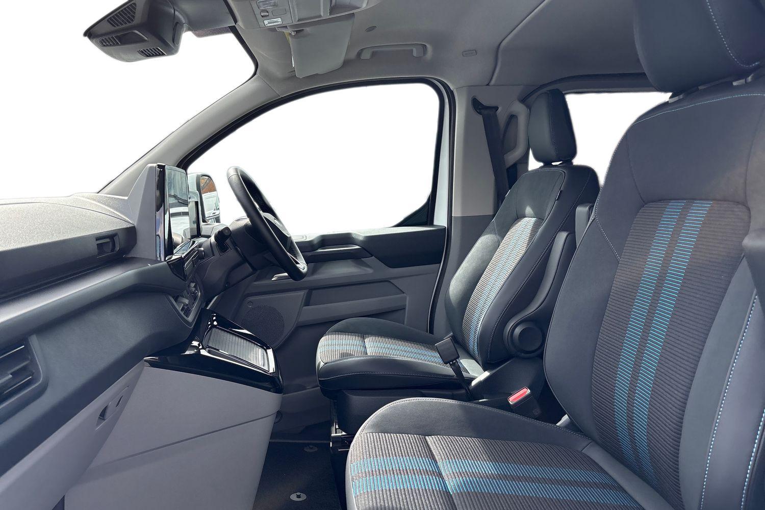 Ford TRANSIT CUSTOM Photo 9