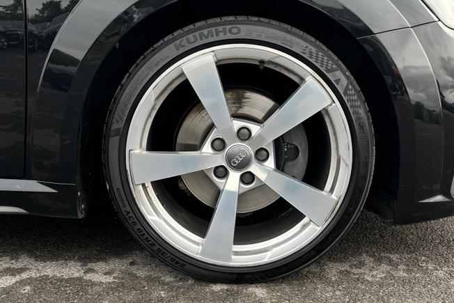 Audi TT Photo 5