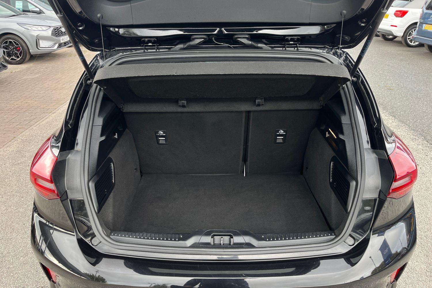 Ford FOCUS Photo 20