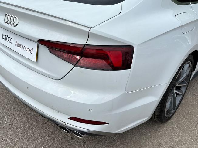 AUDI S5 Photo 18