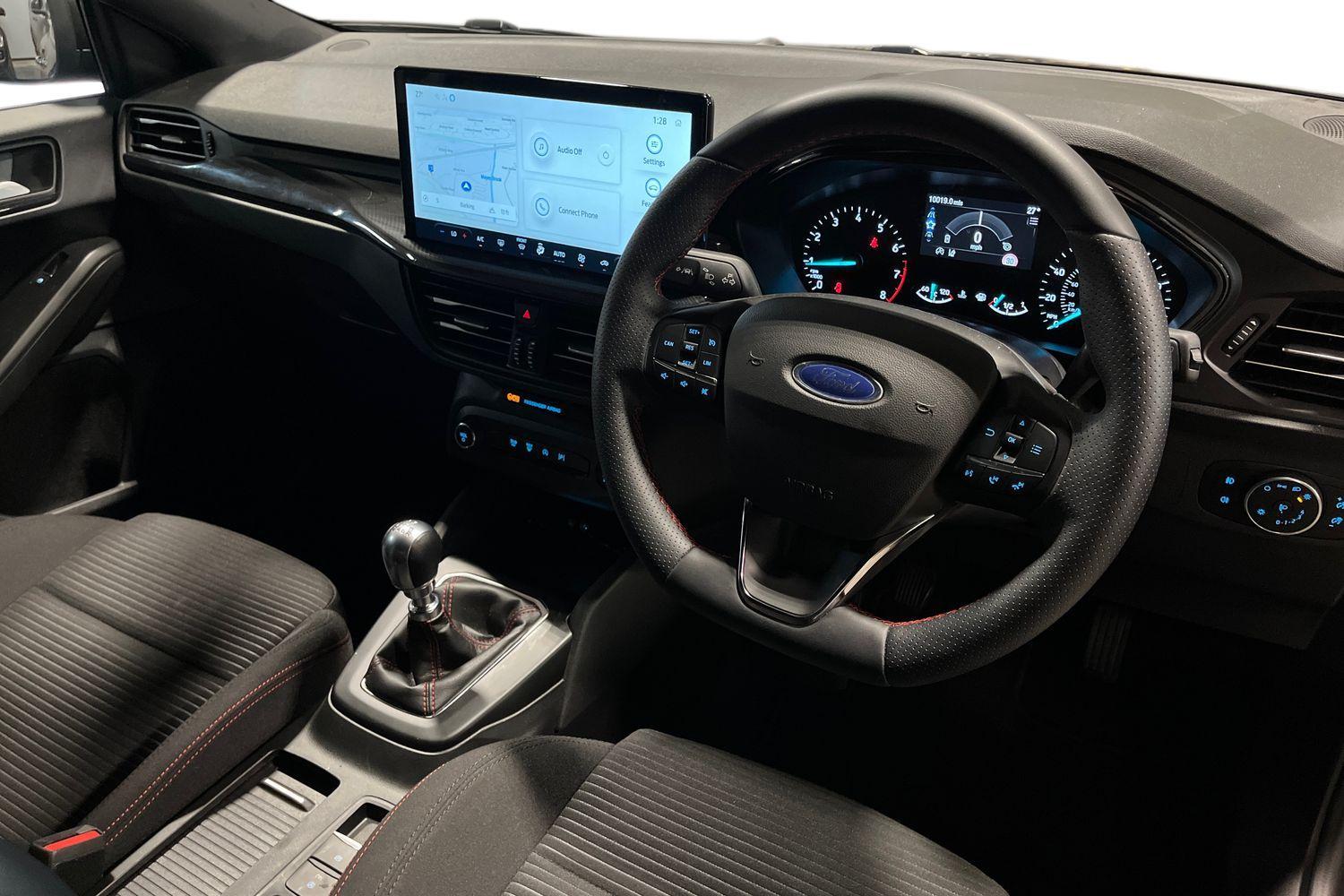 Ford Focus Photo 8
