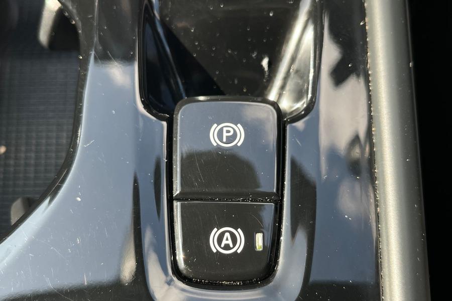 Volvo XC40 Photo autoimg-2e837b360ee6c4ba564e3d91132577b6eee39a8d.jpg
