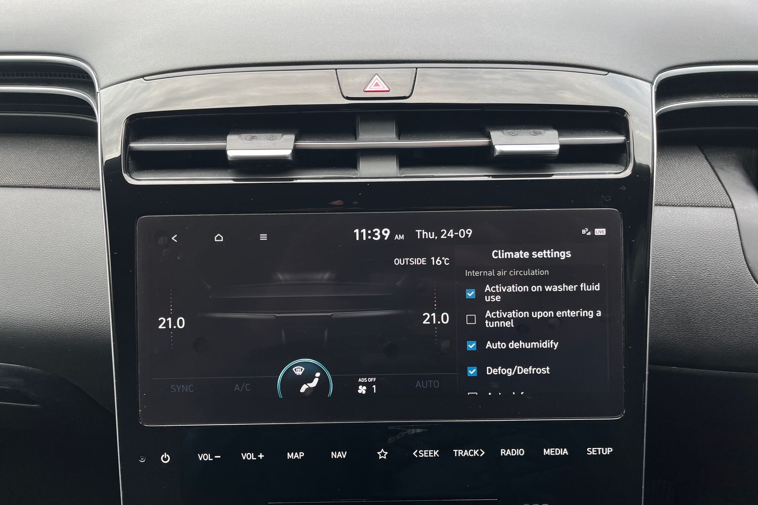 Hyundai TUCSON Photo 31