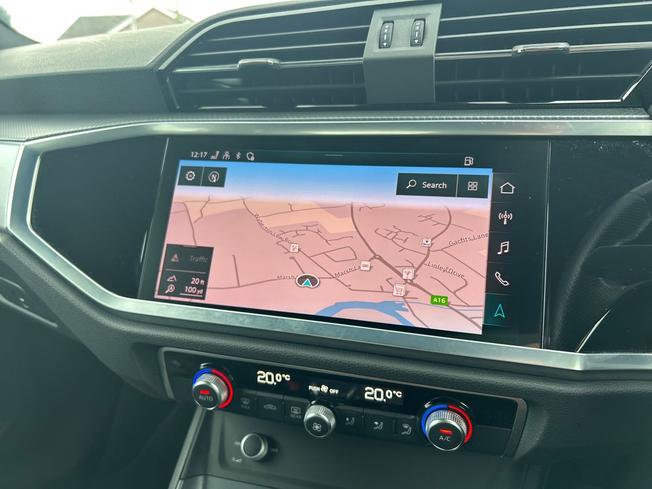 Audi Q3 Photo 14
