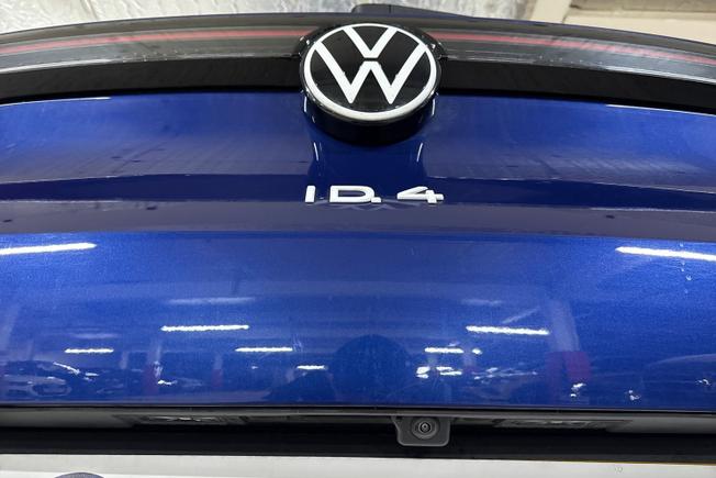 VOLKSWAGEN ID.4 Photo 34
