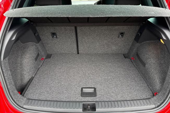 SEAT Arona Photo 12