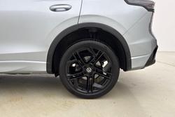 VOLKSWAGEN Tiguan Photo 5