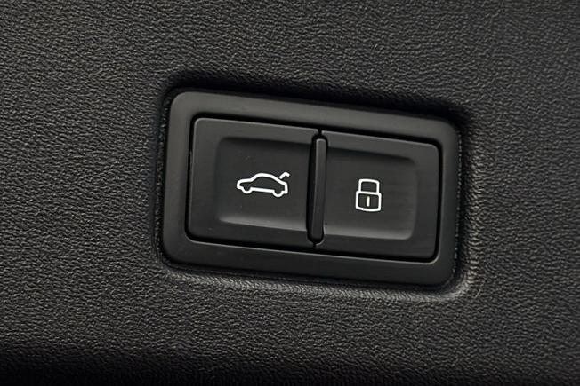 Audi Q4 e-tron Photo 48