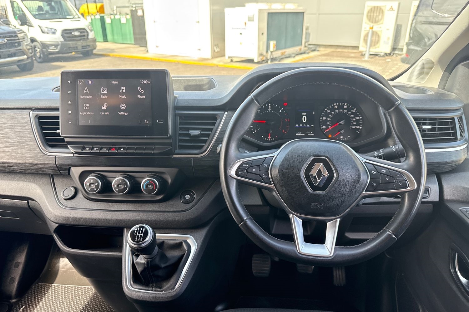 Renault TRAFIC Photo 22