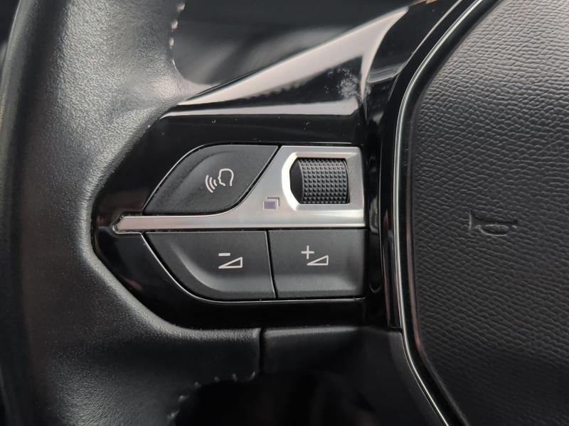 Used Peugeot 2008 YG70CVW 35
