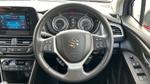 Suzuki S-CROSS Photo 13