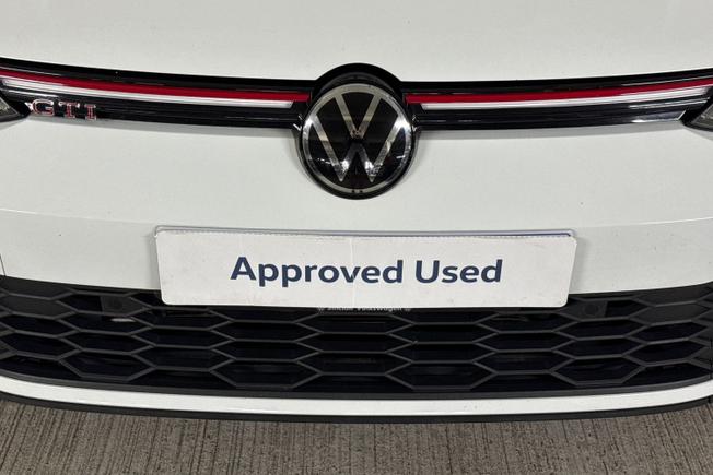 VOLKSWAGEN Golf Photo 39