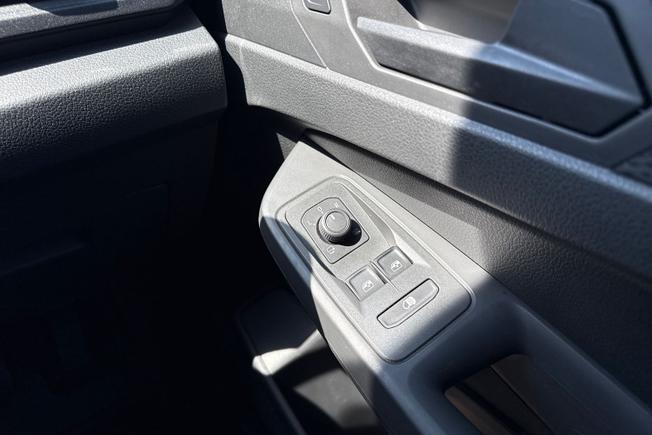 VOLKSWAGEN Caddy Photo 36