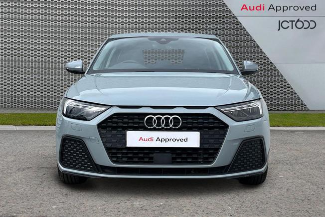 AUDI A1 Photo 8