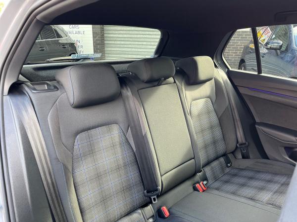 Volkswagen Golf Photo autoimg-2e9d149ae3605fa8e3e2b4e7cb6c613dc8639568.jpg