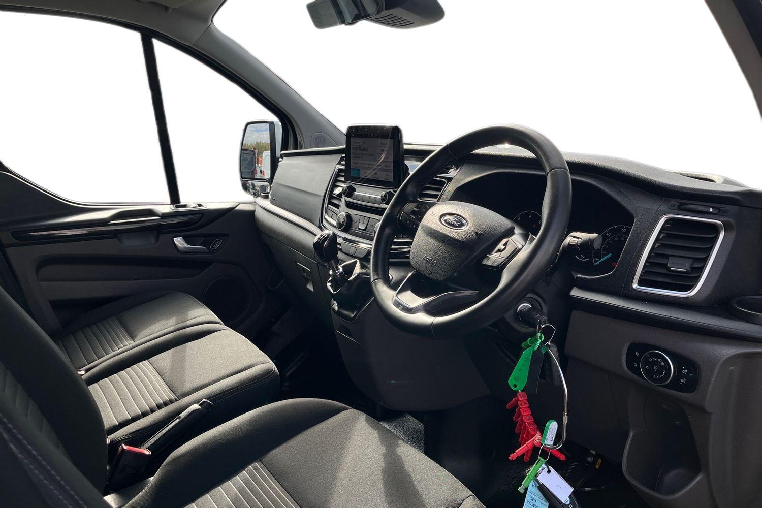 Ford Transit Custom Photo 13