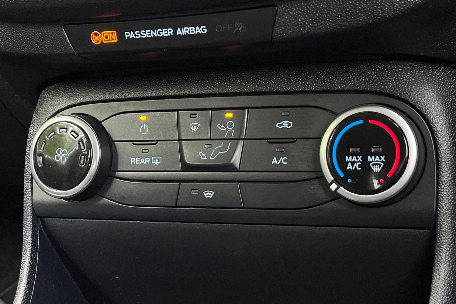 Ford Fiesta Photo 31