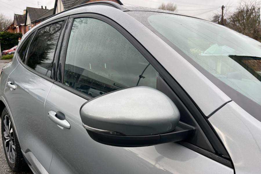 Ford KUGA Photo autoimg-2ea48d79d3e76a43458770b2b9c871585956cf51.jpg