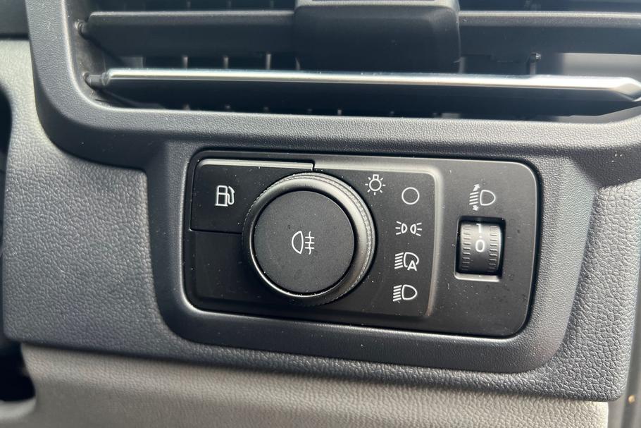 Used FORD TRANSIT CUSTOM WR75ZBG 34