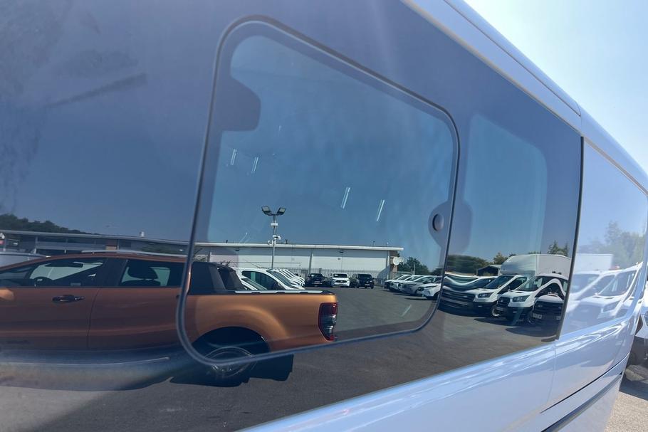 Used Ford TRANSIT CUSTOM YR73DNV 35