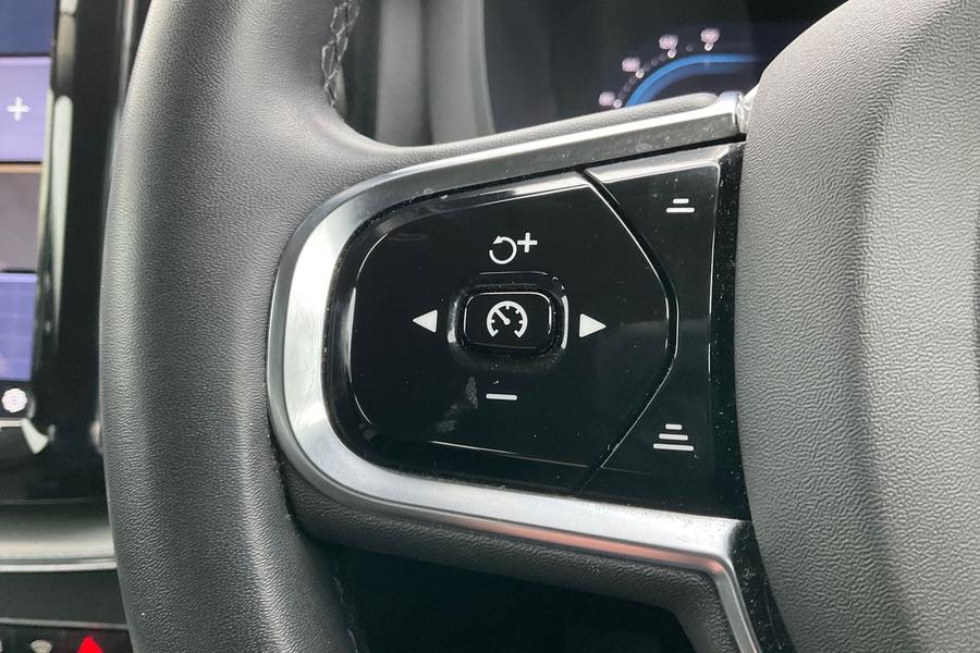 Volvo XC60 Photo autoimg-2ea8d765f4c5a8d2f8895b4c38aaf31d206574c2.jpg