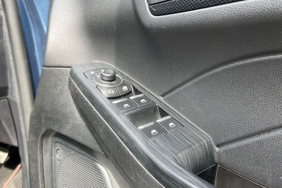 Ford KUGA Photo autoimg-2eaa97be05ca80dff5d1e81d49c30cbefceda21a.jpg
