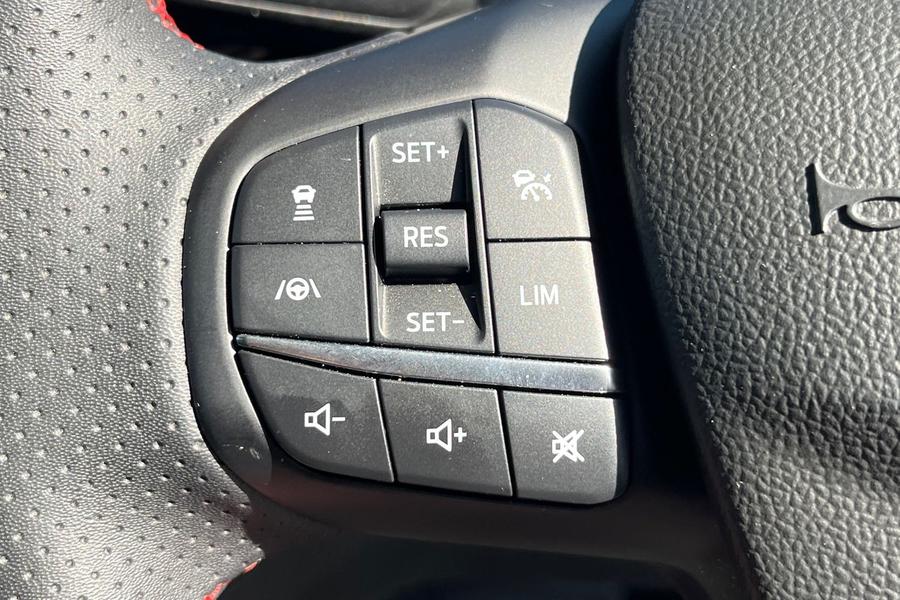 Ford Focus Photo autoimg-2eaae346367cf8a89a4faf0fd4624aa8c19317b5.jpg