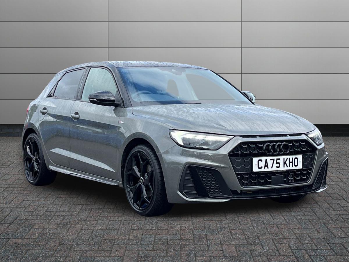 Audi A1 Photo 0