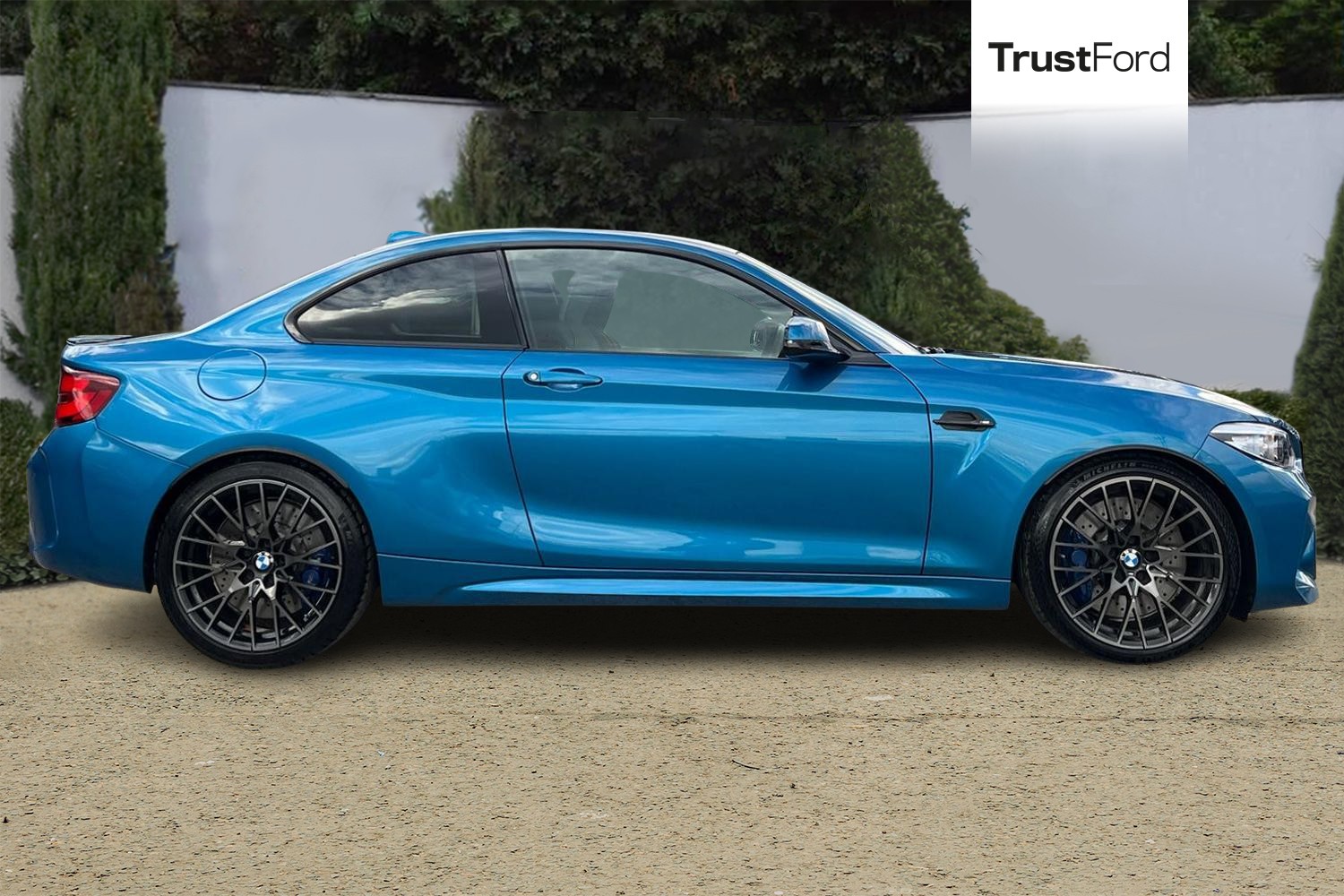BMW M2 Photo 2