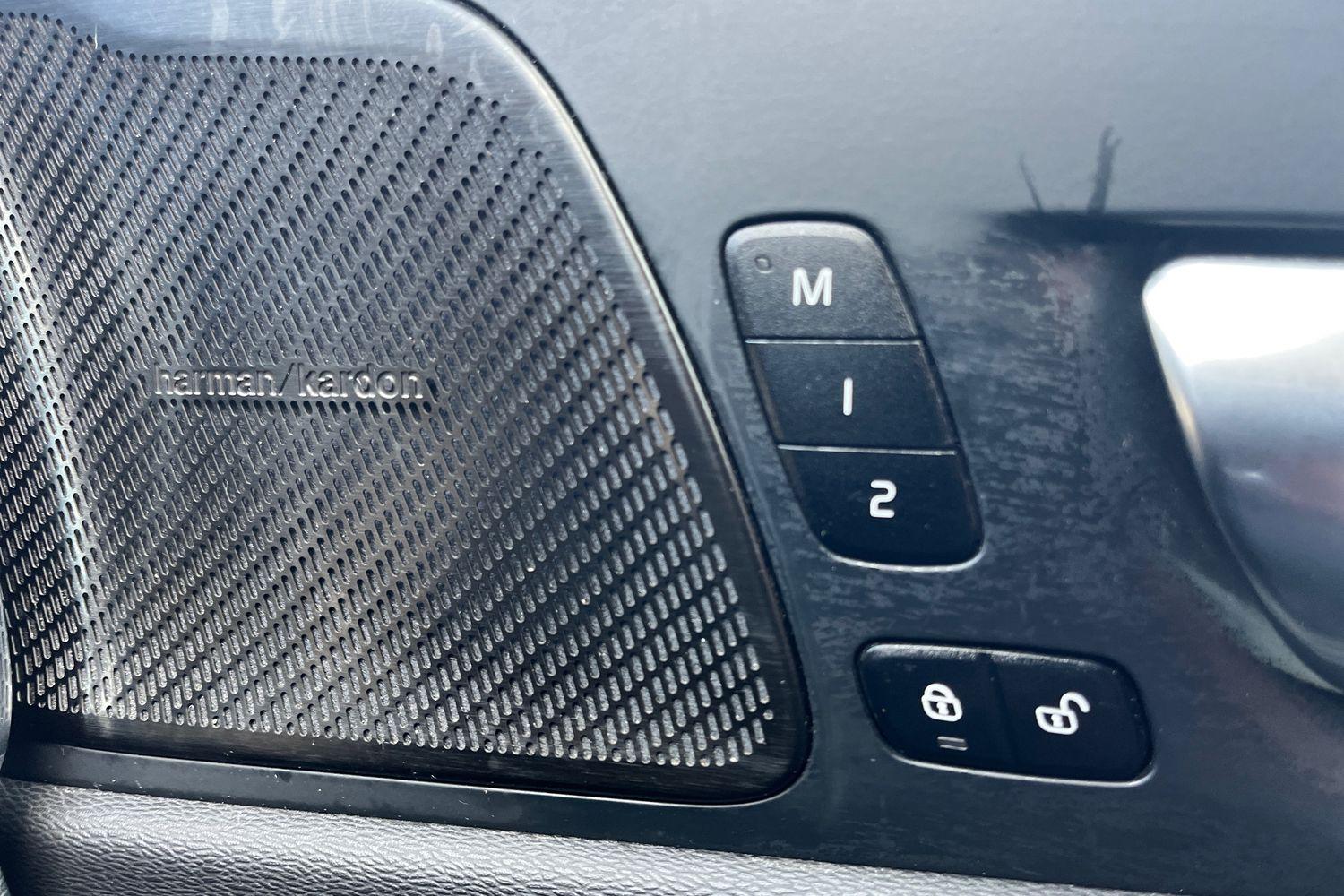 Volvo XC60 Photo 32