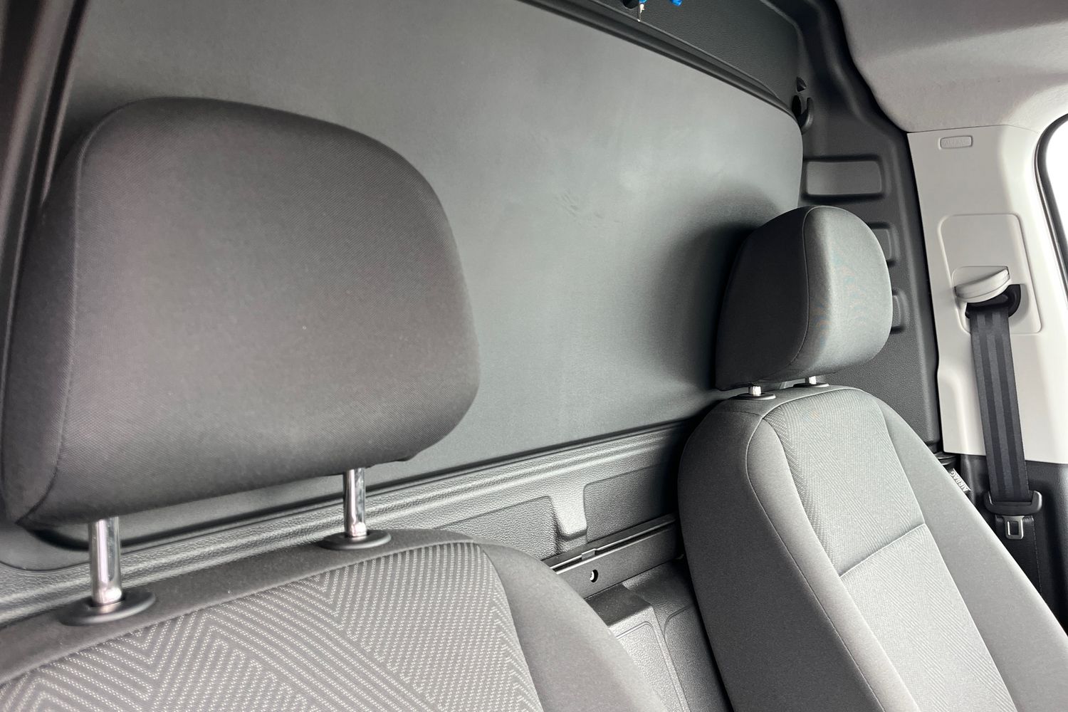 Ford TRANSIT CONNECT Photo 20