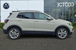 Volkswagen T-Cross Photo 4