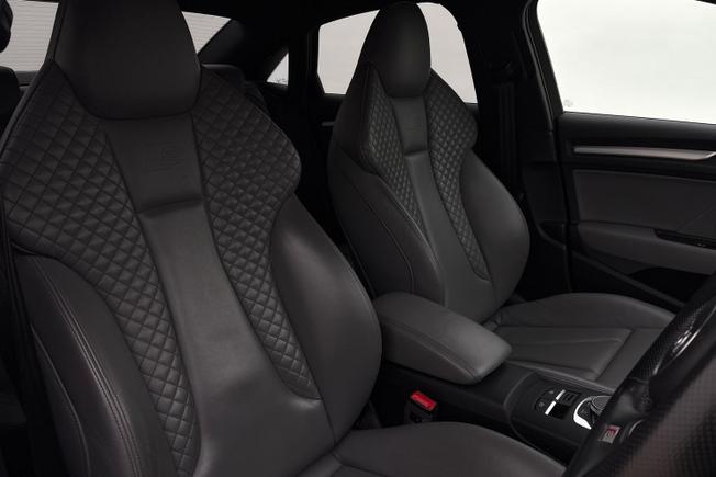 AUDI S3 Photo 26