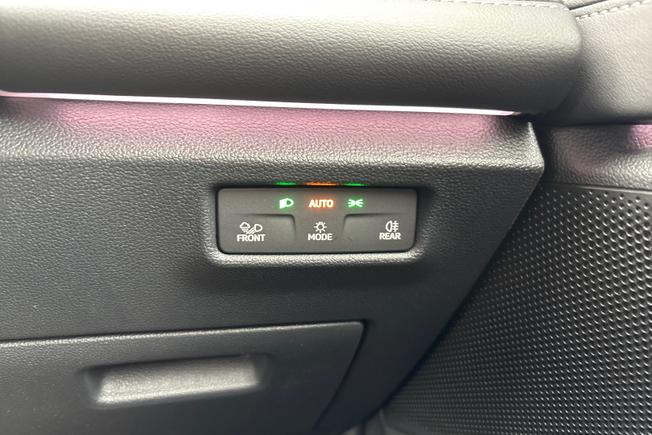 VOLKSWAGEN Tiguan Photo 25