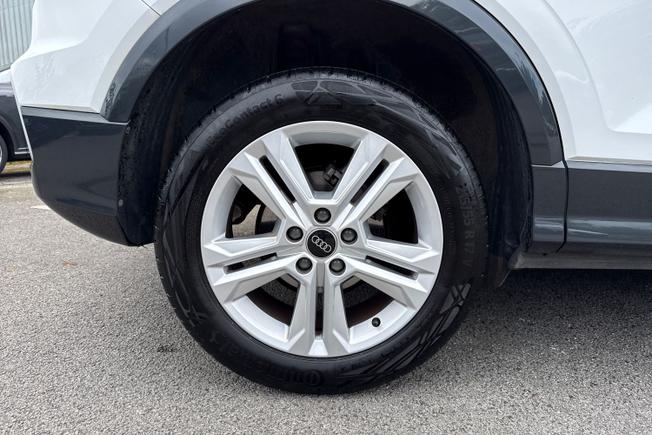 AUDI Q2 Photo 5