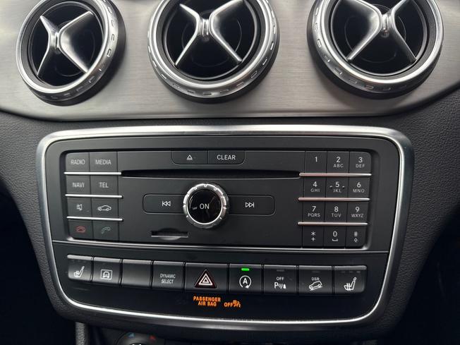 MERCEDES-BENZ Gla Photo 34