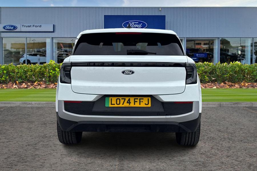 Ford Explorer Photo autoimg-2ec0834dd4b2578d6af1fd5e3a669a5091889e4d.jpg